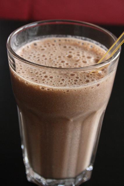 Shake Chocolate Banana Drink  - caro_oe92 / Pixabay